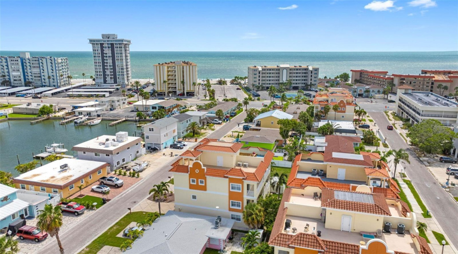 Redington Shores, Florida 33708, 3 Bedroom Bedrooms, ,3 Bathroombathrooms,Residential,For Sale,175Th Terrace,0,Mfrtb8465826