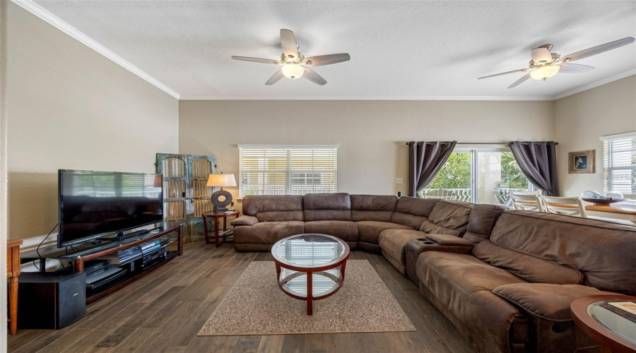 Redington Shores, Florida 33708, 3 Bedroom Bedrooms, ,3 Bathroombathrooms,Residential,For Sale,175Th Terrace,0,Mfrtb8465826