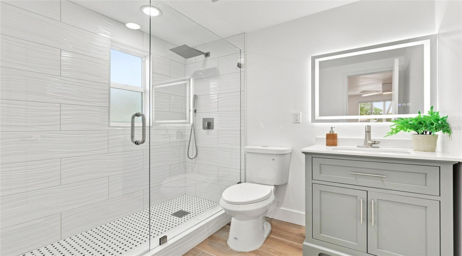 Sarasota, Florida 34231, 3 Bedroom Bedrooms, ,2 Bathroombathrooms,Residential,For Sale,Glades,0,Mfro6436687