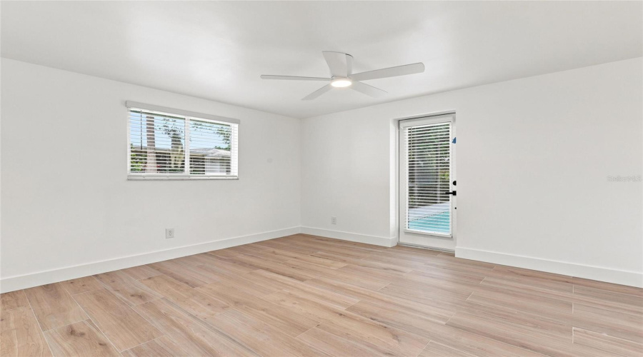 Sarasota, Florida 34231, 3 Bedroom Bedrooms, ,2 Bathroombathrooms,Residential,For Sale,Glades,0,Mfro6436687