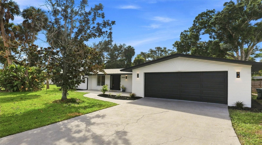 Sarasota, Florida 34231, 3 Bedroom Bedrooms, ,2 Bathroombathrooms,Residential,For Sale,Glades,0,Mfro6436687