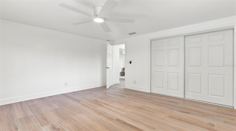 Sarasota, Florida 34231, 3 Bedroom Bedrooms, ,2 Bathroombathrooms,Residential,For Sale,Glades,0,Mfro6436687