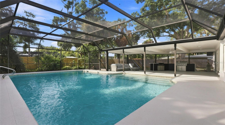 Sarasota, Florida 34231, 3 Bedroom Bedrooms, ,2 Bathroombathrooms,Residential,For Sale,Glades,0,Mfro6436687