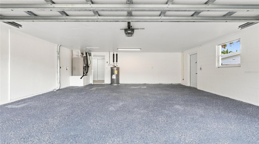 Sarasota, Florida 34231, 3 Bedroom Bedrooms, ,2 Bathroombathrooms,Residential,For Sale,Glades,0,Mfro6436687