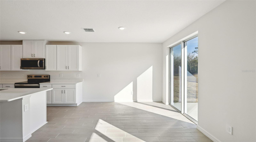 Brooksville, Florida 34601, 4 Bedroom Bedrooms, ,3 Bathroombathrooms,Residential,For Sale,Ray Creek,0,Mfrtb8474653