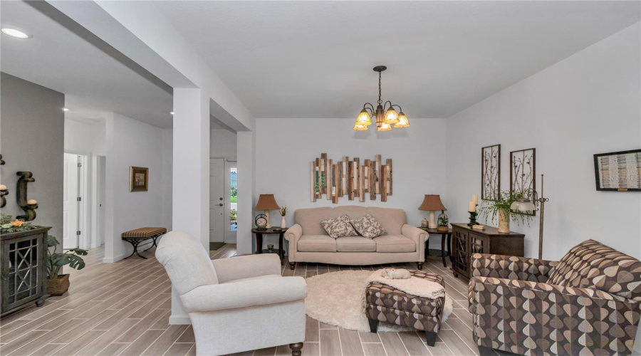 Ocala, Florida 34481, 4 Bedroom Bedrooms, ,2 Bathroombathrooms,Residential,For Sale,74Th,0,Mfro6413684