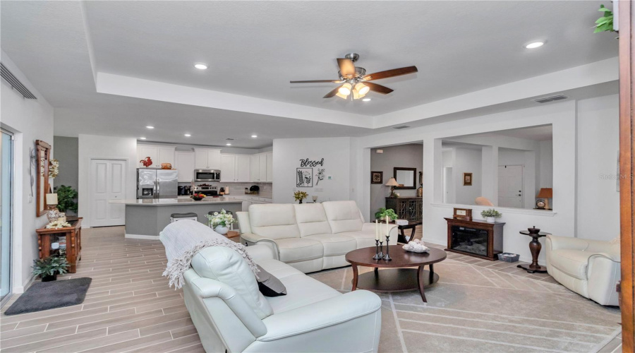 Ocala, Florida 34481, 4 Bedroom Bedrooms, ,2 Bathroombathrooms,Residential,For Sale,74Th,0,Mfro6413684