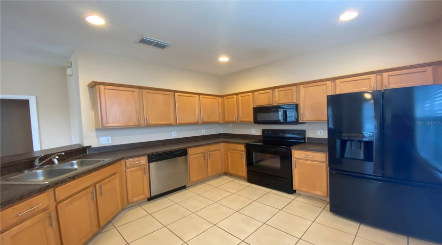 Orlando, Florida 32822, 3 Bedroom Bedrooms, ,2 Bathroombathrooms,Residential,For Sale,Goldenrod,0,Mfrs5156333