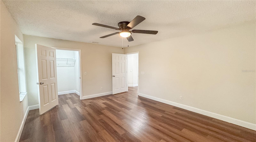 Oviedo, Florida 32765, 4 Bedroom Bedrooms, ,2 Bathroombathrooms,Residential,For Sale,Bentley,0,Mfro6340046
