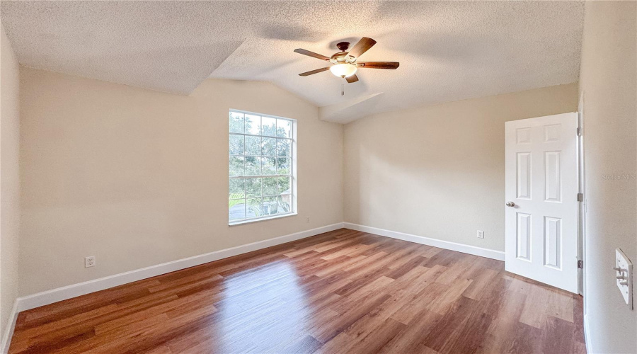 Oviedo, Florida 32765, 4 Bedroom Bedrooms, ,2 Bathroombathrooms,Residential,For Sale,Bentley,0,Mfro6340046