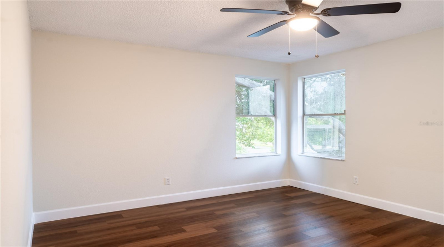 Oviedo, Florida 32765, 4 Bedroom Bedrooms, ,2 Bathroombathrooms,Residential,For Sale,Bentley,0,Mfro6340046