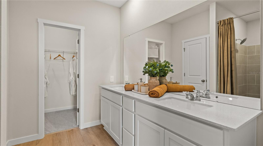 Minneola, Florida 34715, 5 Bedroom Bedrooms, ,3 Bathroombathrooms,Residential,For Sale,Rockwood,0,Mfro6436685