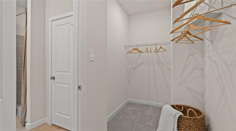 Minneola, Florida 34715, 5 Bedroom Bedrooms, ,3 Bathroombathrooms,Residential,For Sale,Rockwood,0,Mfro6436685