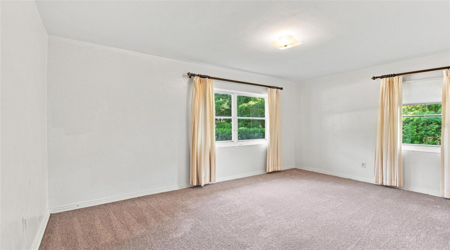 Winter Haven, Florida 33881, 2 Bedroom Bedrooms, ,1 Bathroombathrooms,Residential,For Sale,Avenue E,0,Mfrl4963449