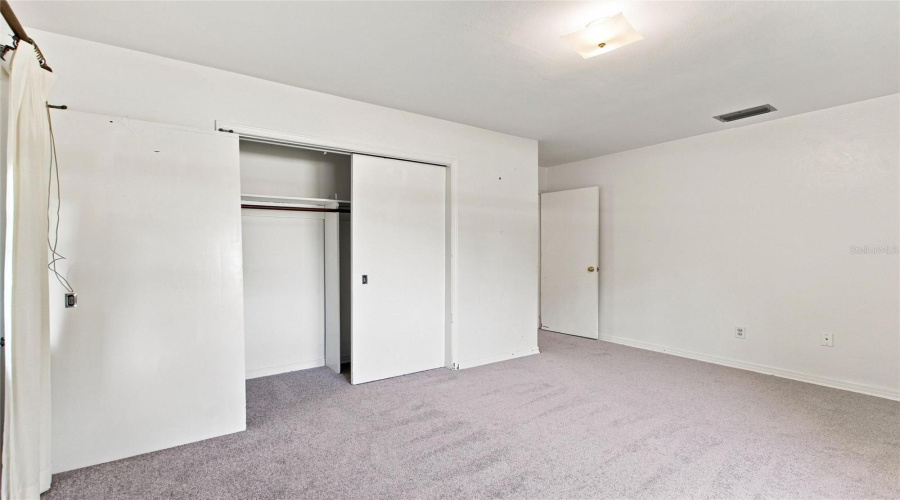 Winter Haven, Florida 33881, 2 Bedroom Bedrooms, ,1 Bathroombathrooms,Residential,For Sale,Avenue E,0,Mfrl4963449