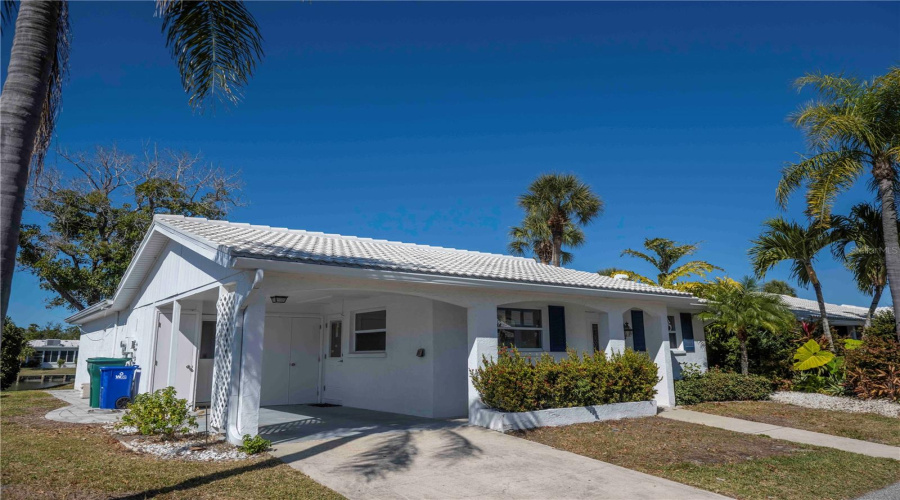 Longboat Key, Florida 34228, 2 Bedroom Bedrooms, ,2 Bathroombathrooms,Residential,For Sale,Spanish,0,Mfra4682513
