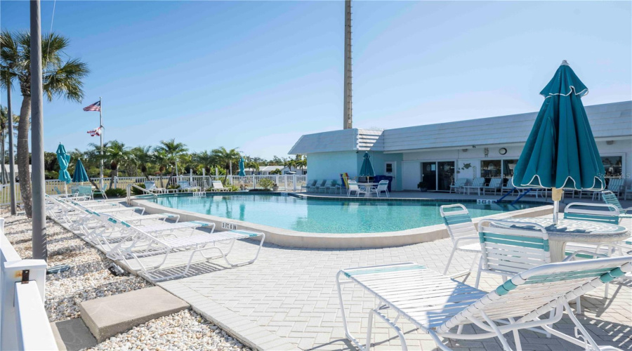 Longboat Key, Florida 34228, 2 Bedroom Bedrooms, ,2 Bathroombathrooms,Residential,For Sale,Spanish,0,Mfra4682513