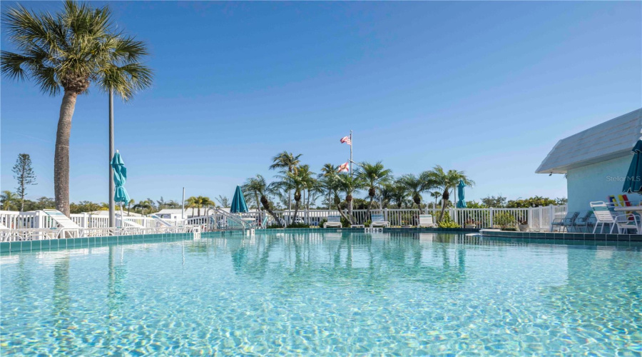 Longboat Key, Florida 34228, 2 Bedroom Bedrooms, ,2 Bathroombathrooms,Residential,For Sale,Spanish,0,Mfra4682513