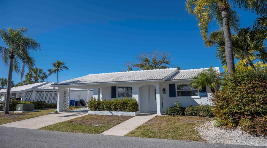 Longboat Key, Florida 34228, 2 Bedroom Bedrooms, ,2 Bathroombathrooms,Residential,For Sale,Spanish,0,Mfra4682513