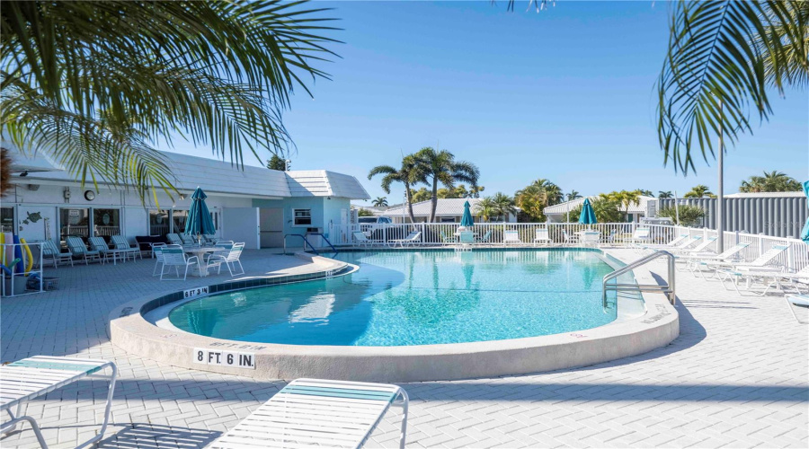 Longboat Key, Florida 34228, 2 Bedroom Bedrooms, ,2 Bathroombathrooms,Residential,For Sale,Spanish,0,Mfra4682513