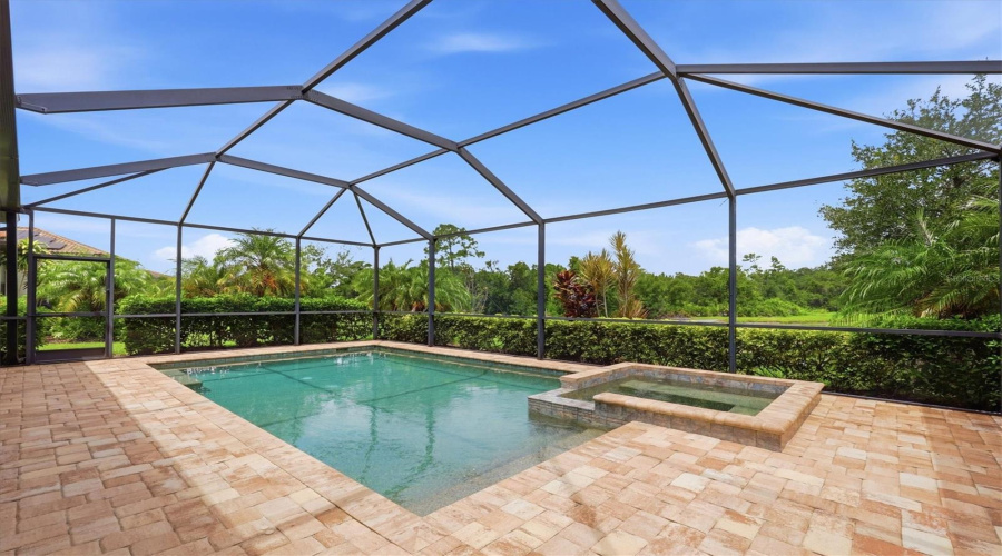 Bradenton, Florida 34211, 4 Bedroom Bedrooms, ,3 Bathroombathrooms,Residential,For Sale,Blue Ridge,0,Mfra4702589
