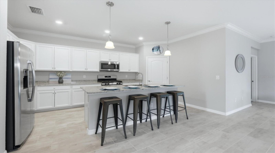 Bradenton, Florida 34211, 4 Bedroom Bedrooms, ,3 Bathroombathrooms,Residential,For Sale,Blue Ridge,0,Mfra4702589