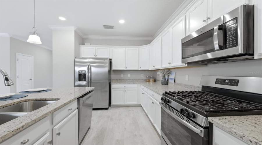 Bradenton, Florida 34211, 4 Bedroom Bedrooms, ,3 Bathroombathrooms,Residential,For Sale,Blue Ridge,0,Mfra4702589