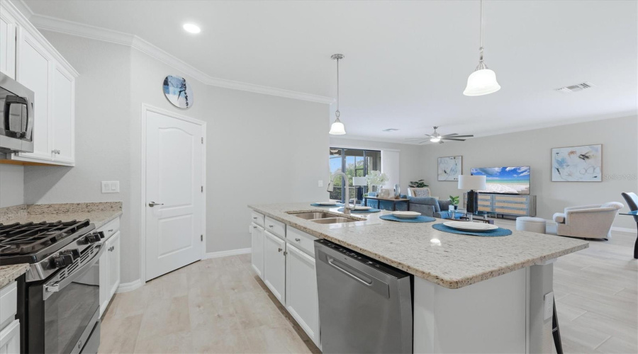 Bradenton, Florida 34211, 4 Bedroom Bedrooms, ,3 Bathroombathrooms,Residential,For Sale,Blue Ridge,0,Mfra4702589