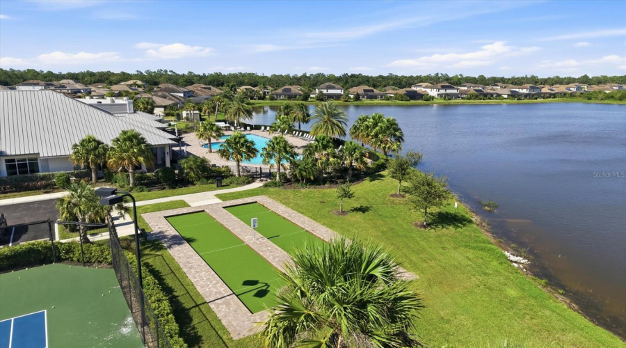Bradenton, Florida 34211, 4 Bedroom Bedrooms, ,3 Bathroombathrooms,Residential,For Sale,Blue Ridge,0,Mfra4702589