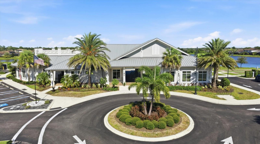 Bradenton, Florida 34211, 4 Bedroom Bedrooms, ,3 Bathroombathrooms,Residential,For Sale,Blue Ridge,0,Mfra4702589