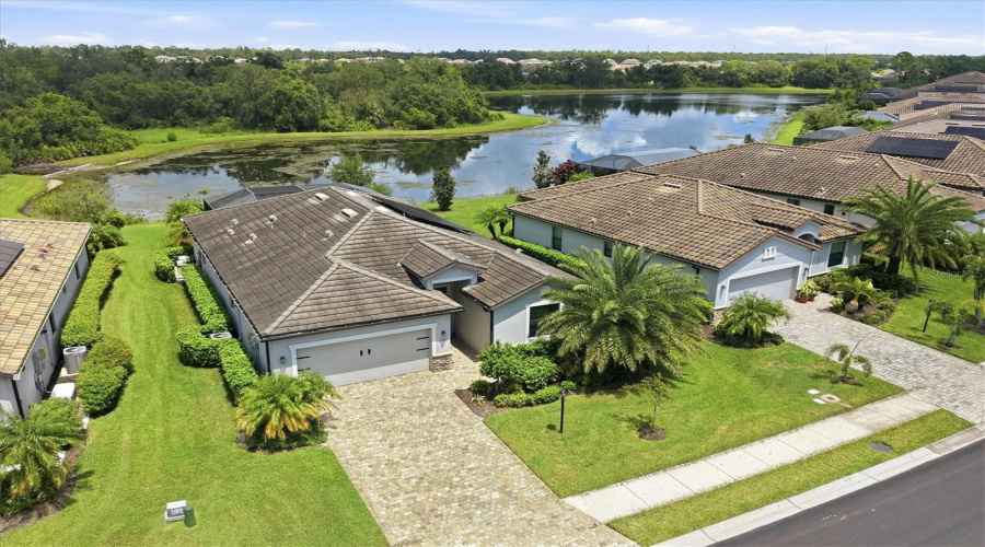Bradenton, Florida 34211, 4 Bedroom Bedrooms, ,3 Bathroombathrooms,Residential,For Sale,Blue Ridge,0,Mfra4702589