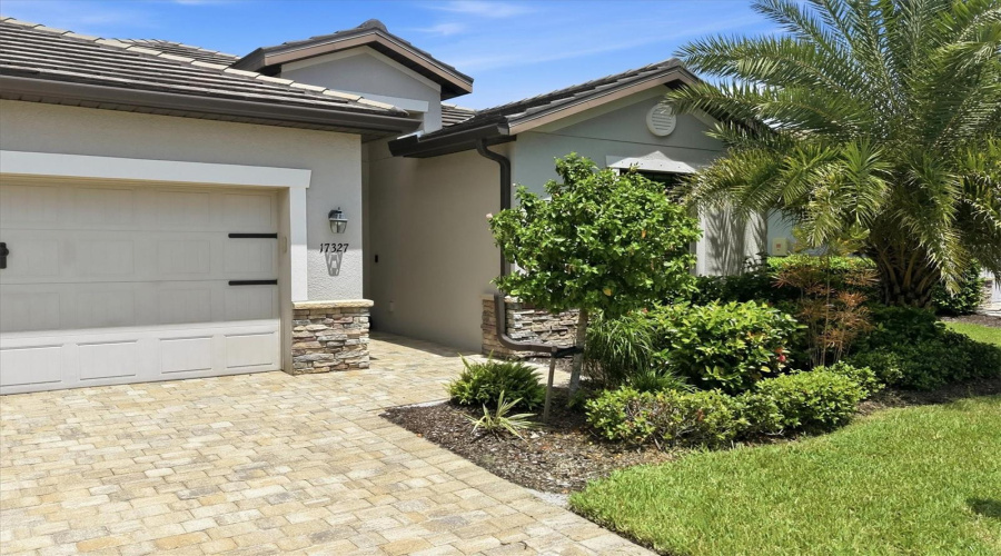 Bradenton, Florida 34211, 4 Bedroom Bedrooms, ,3 Bathroombathrooms,Residential,For Sale,Blue Ridge,0,Mfra4702589