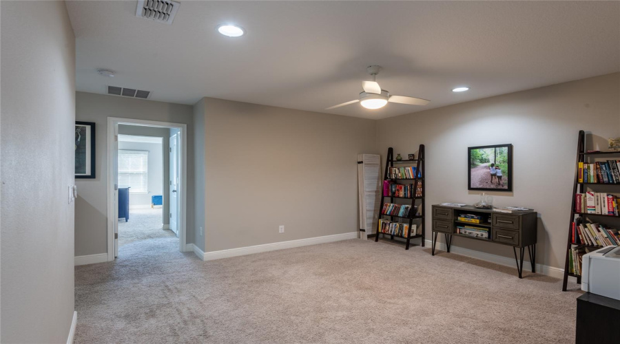 Lutz, Florida 33558, 3 Bedroom Bedrooms, ,2 Bathroombathrooms,Residential,For Sale,Althea Blue,0,Mfrtb8541905