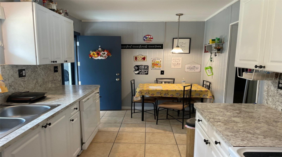 Dunnellon, Florida 34431, 2 Bedroom Bedrooms, ,1 Bathroombathrooms,Residential,For Sale,Rainbow Lakes,0,Mfrom730973