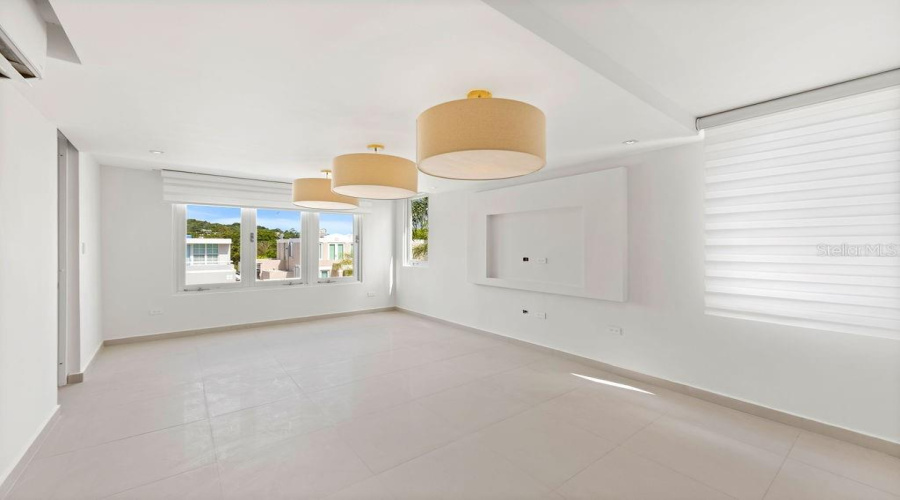 San Juan, Puerto Rico 00926, 4 Bedroom Bedrooms, ,2 Bathroombathrooms,Residential,For Sale,Los Arboles De Montehiedra Almacigo,0,Mfrpr9122092