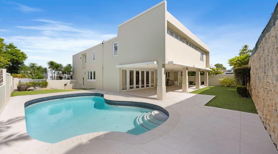San Juan, Puerto Rico 00926, 4 Bedroom Bedrooms, ,2 Bathroombathrooms,Residential,For Sale,Los Arboles De Montehiedra Almacigo,0,Mfrpr9122092