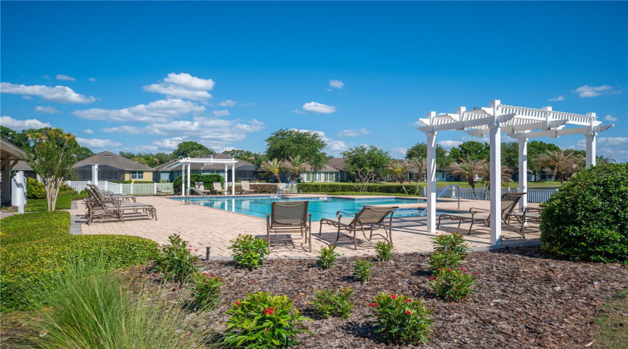 Lakeland, Florida 33810, 2 Bedroom Bedrooms, ,2 Bathroombathrooms,Residential,For Sale,Lake James,0,Mfrtb8508066