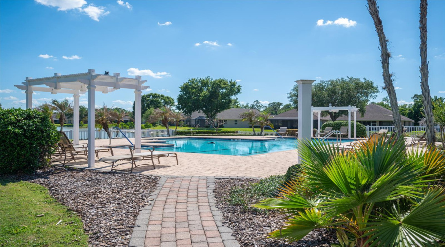 Lakeland, Florida 33810, 2 Bedroom Bedrooms, ,2 Bathroombathrooms,Residential,For Sale,Lake James,0,Mfrtb8508066