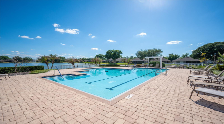 Lakeland, Florida 33810, 2 Bedroom Bedrooms, ,2 Bathroombathrooms,Residential,For Sale,Lake James,0,Mfrtb8508066