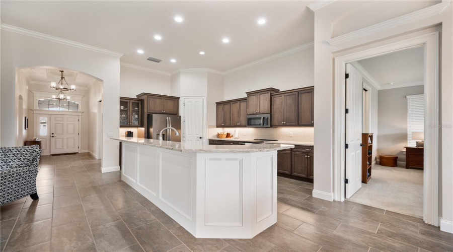 Lakeland, Florida 33810, 2 Bedroom Bedrooms, ,2 Bathroombathrooms,Residential,For Sale,Lake James,0,Mfrtb8508066