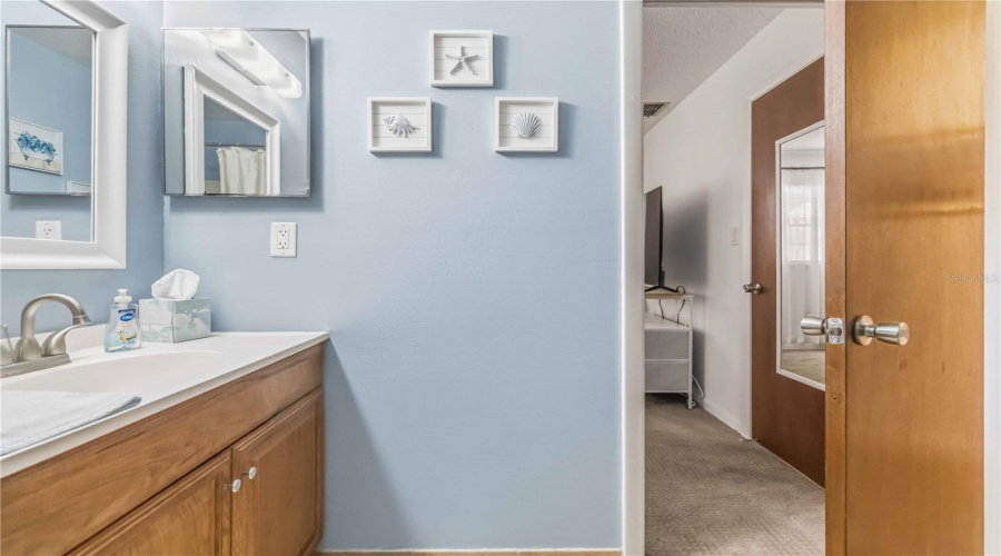 Rockledge, Florida 32955, 2 Bedroom Bedrooms, ,2 Bathroombathrooms,Residential,For Sale,Fiske,0,Mfro6412138