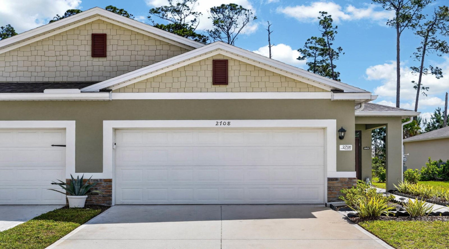 Ormond Beach, Florida 32174, 2 Bedroom Bedrooms, ,2 Bathroombathrooms,Residential,For Sale,Kinsale,0,Mfrv4949233