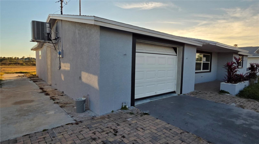 New Port Richey, Florida 34652, 2 Bedroom Bedrooms, ,2 Bathroombathrooms,Residential,For Sale,Headsail,0,Mfro6436620