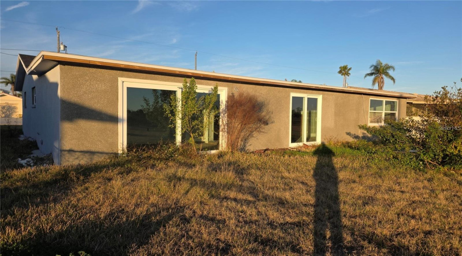 New Port Richey, Florida 34652, 2 Bedroom Bedrooms, ,2 Bathroombathrooms,Residential,For Sale,Headsail,0,Mfro6436620