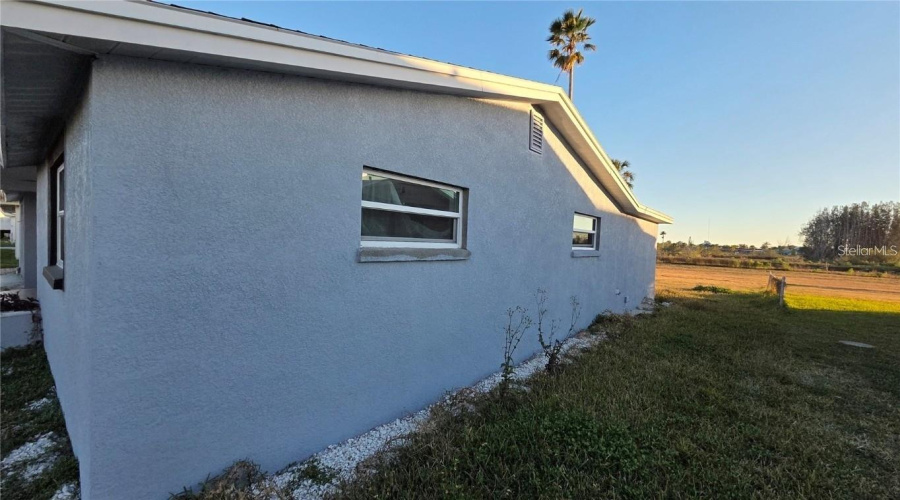New Port Richey, Florida 34652, 2 Bedroom Bedrooms, ,2 Bathroombathrooms,Residential,For Sale,Headsail,0,Mfro6436620