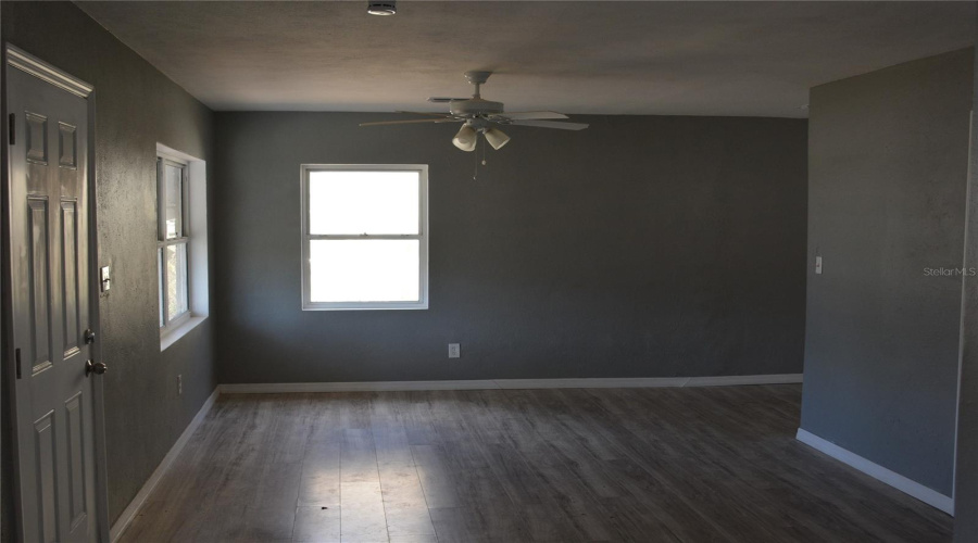 Winter Haven, Florida 33881, 3 Bedroom Bedrooms, ,2 Bathroombathrooms,Residential,For Sale,3Rd,0,Mfro6421049