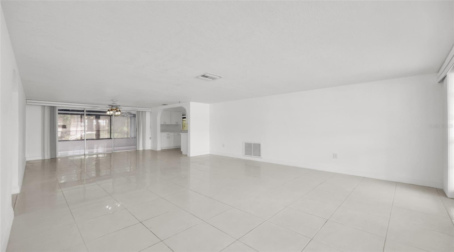 New Port Richey, Florida 34652, 2 Bedroom Bedrooms, ,2 Bathroombathrooms,Residential,For Sale,Corner,0,Mfrtb8542211