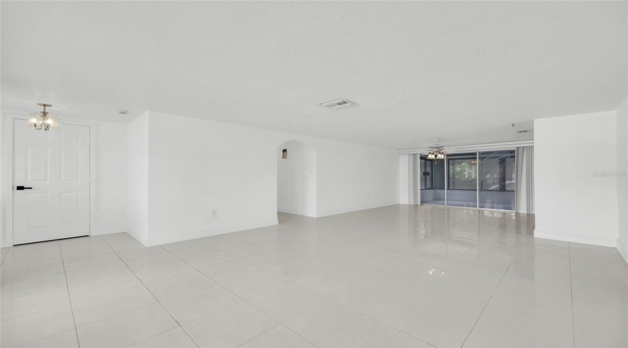 New Port Richey, Florida 34652, 2 Bedroom Bedrooms, ,2 Bathroombathrooms,Residential,For Sale,Corner,0,Mfrtb8542211