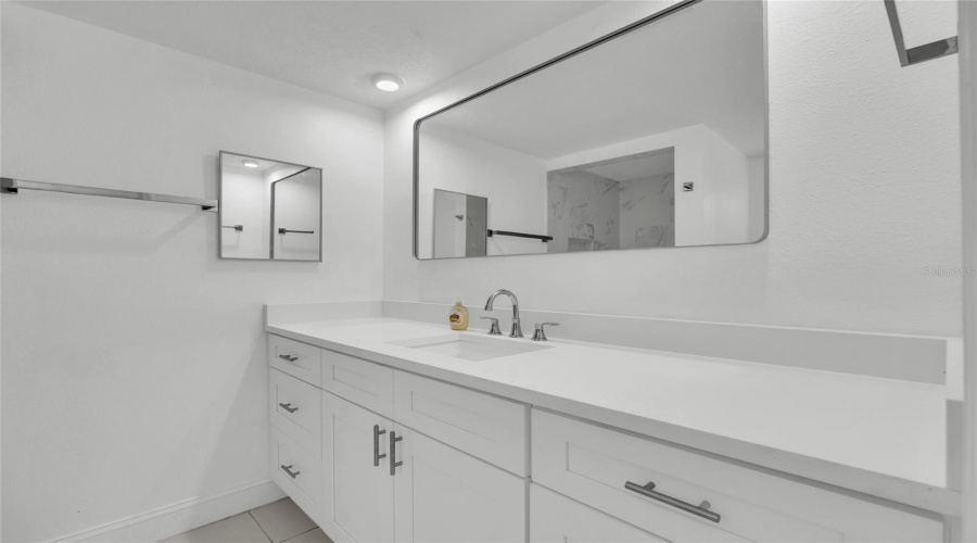 New Port Richey, Florida 34652, 2 Bedroom Bedrooms, ,2 Bathroombathrooms,Residential,For Sale,Corner,0,Mfrtb8542211