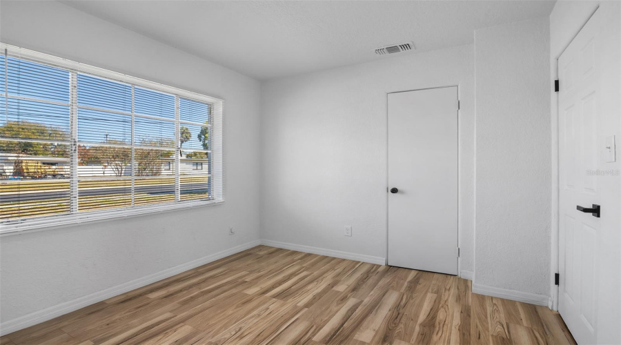 Orlando, Florida 32807, 3 Bedroom Bedrooms, ,2 Bathroombathrooms,Residential,For Sale,Dahlia,0,Mfro6436255